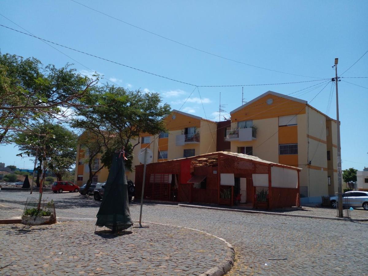 Cph House Praia Luaran gambar